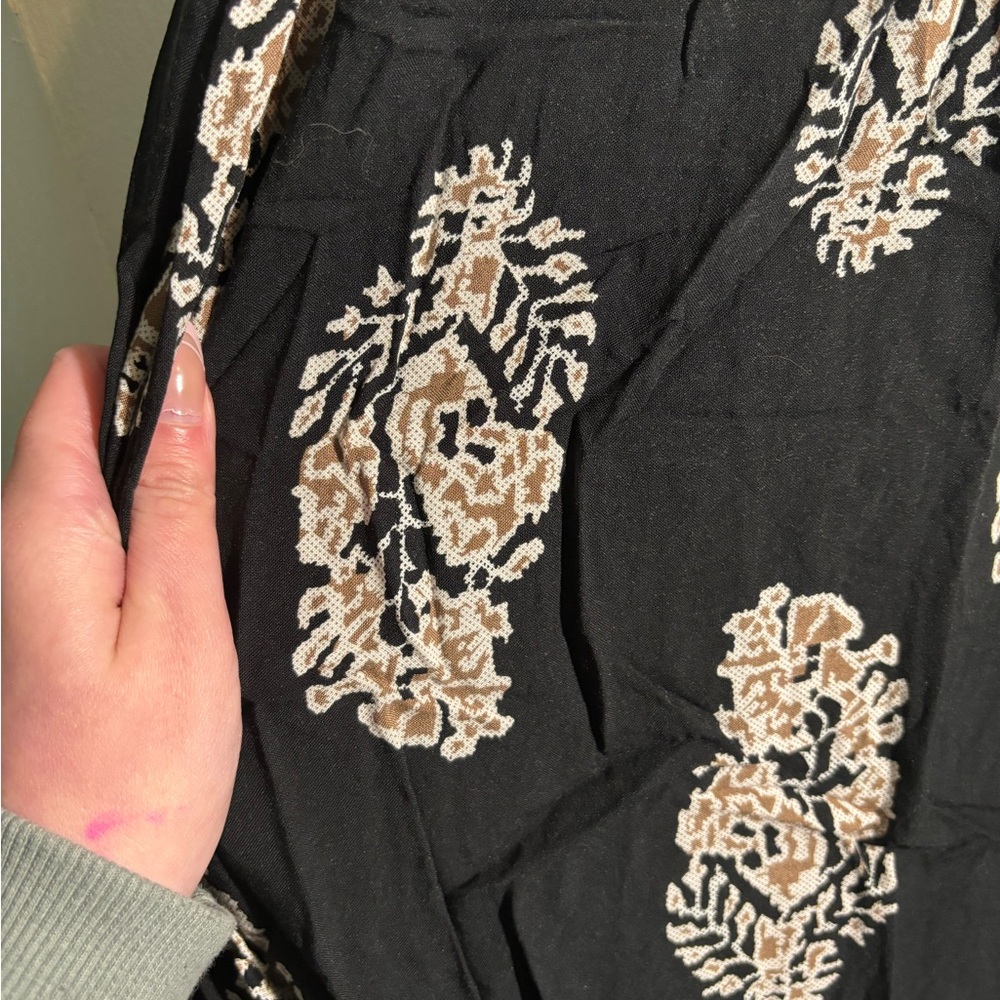 WHO dress - Picture 2 of 3